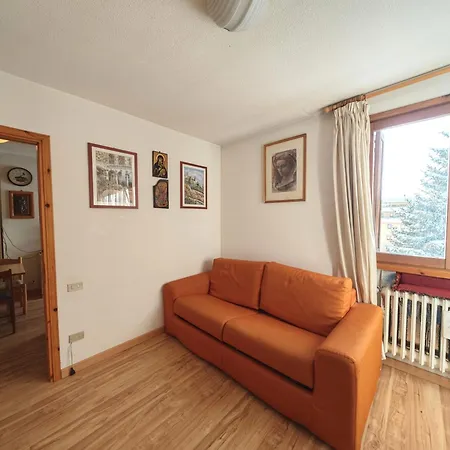 Hostdomus - Cube Flat Apartment